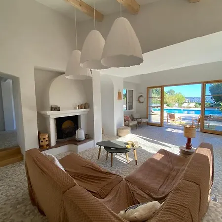 Villa Lovely 